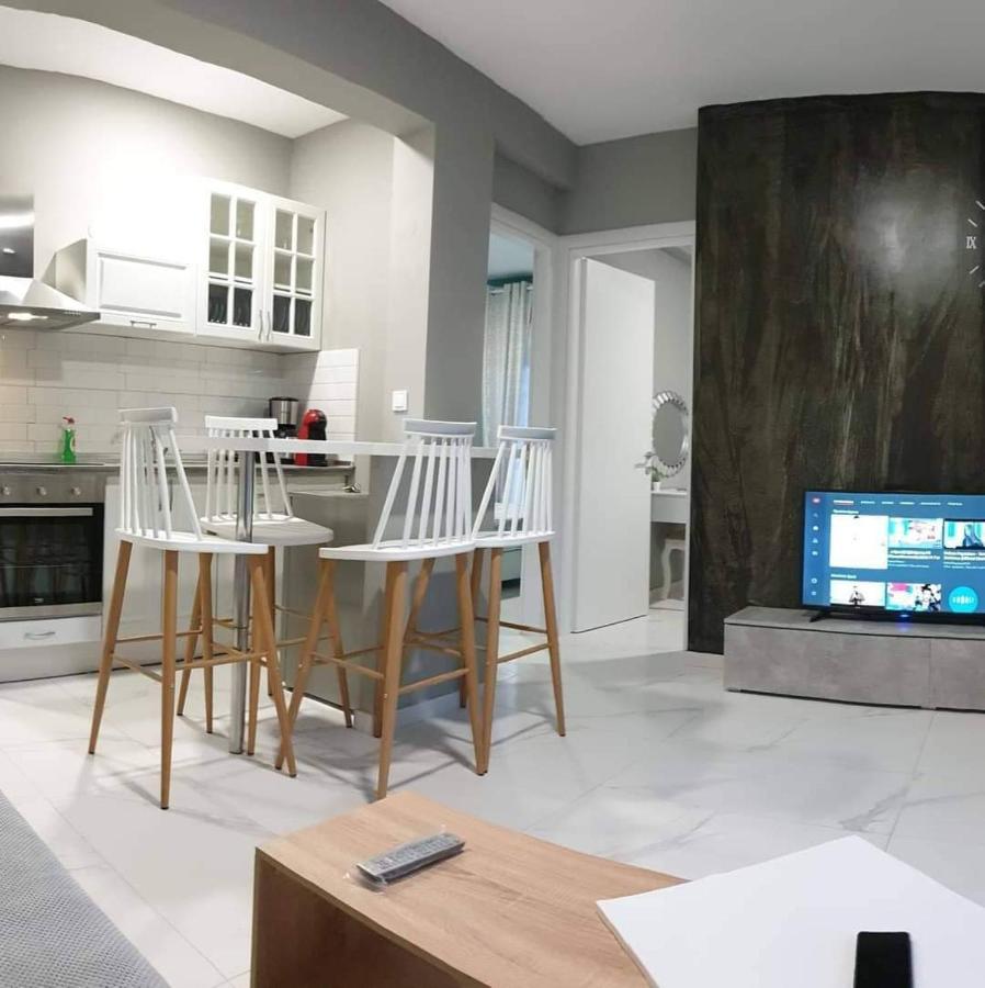 Diamond Lux Apartment PalaiónTsiflíkion Exteriér fotografie